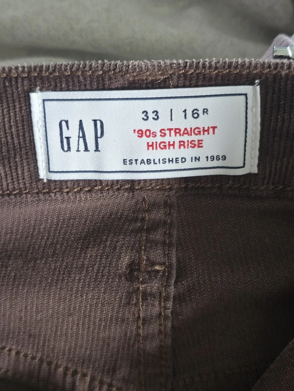 Women's Gap 90's Straight High Rise Corduroy Pants